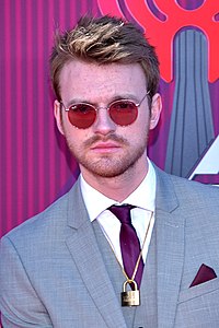 Finneas_OConnell_2019_by_Glenn_Francis.jpg